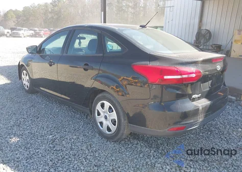 2016 Ford Focus S from USA, damaged, VIN 1FADP3E2XGL237442